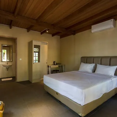 Menjangan Ecolodge - Chse Certified Banyuwedang Room photo